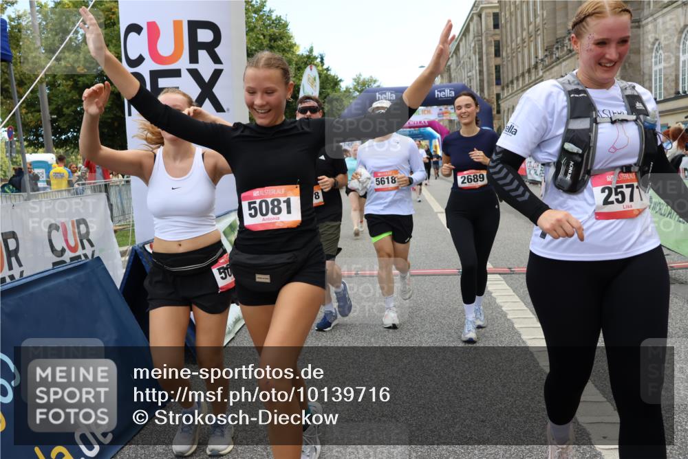 06.09.2026 - CURREX Alsterlauf Strokosch-Dieckow http://msf.ph/oto/10139716 06.09.2026 10:16:04 Ziel 2098, 2570, 2571, 2689, 2810, 3234, 3281, 3311, 4028, 4043, 4056, 4069, 4154, 4156, 4264, 4319, 4320, 4733, 5065, 5081, 5476, 5618, 5825, 8218 meine-sportfotos.de