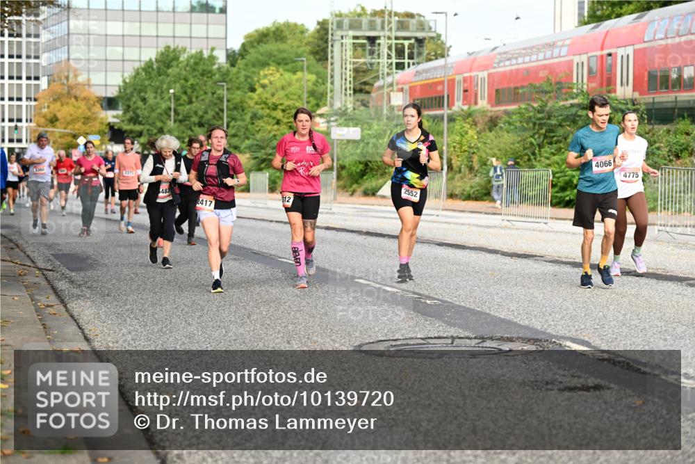 06.09.2026 - CURREX Alsterlauf Dr. Thomas Lammeyer http://msf.ph/oto/10139720 06.09.2026 10:06:55 Laufen 3360, 3373, 5483, 2417, 2552, 312, 4066, 4775 meine-sportfotos.de