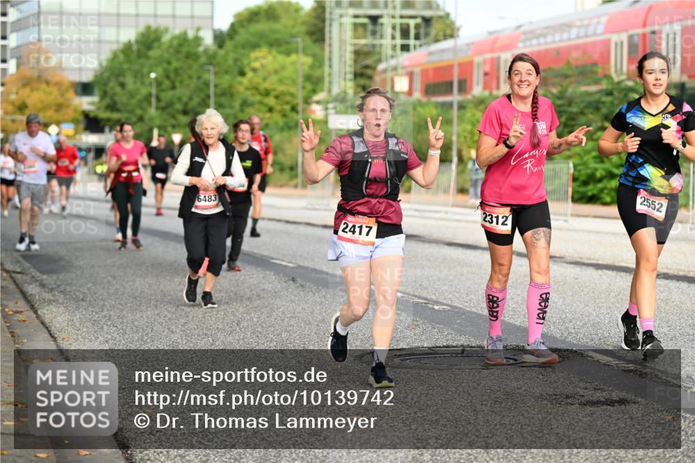 06.09.2026 - CURREX Alsterlauf Dr. Thomas Lammeyer http://msf.ph/oto/10139742 06.09.2026 10:06:57 Laufen 0975, 6483, 2417, 020, 2552, 2312 meine-sportfotos.de
