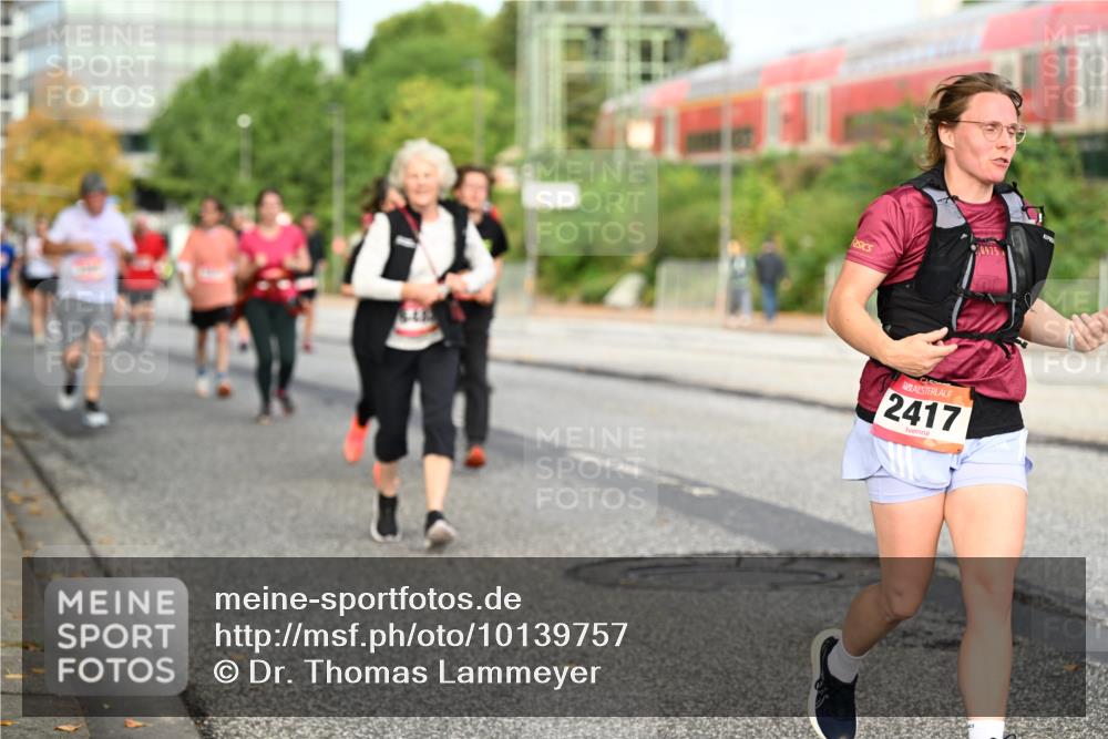 06.09.2026 - CURREX Alsterlauf Dr. Thomas Lammeyer http://msf.ph/oto/10139757 06.09.2026 10:06:58 Laufen 2417 meine-sportfotos.de