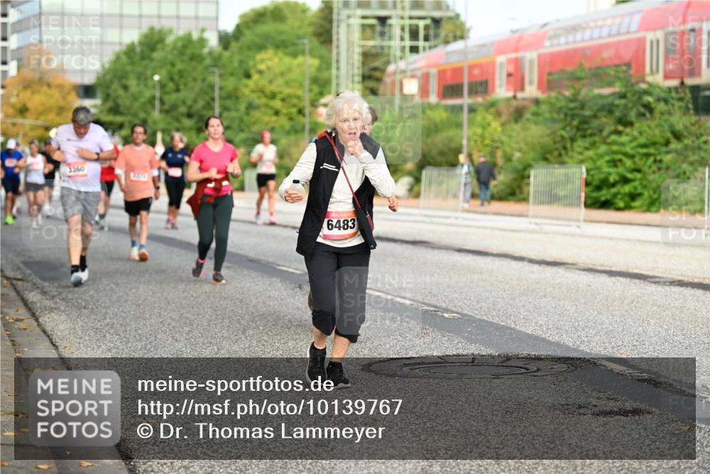06.09.2026 - CURREX Alsterlauf Dr. Thomas Lammeyer http://msf.ph/oto/10139767 06.09.2026 10:06:59 Laufen 1360, 6483 meine-sportfotos.de