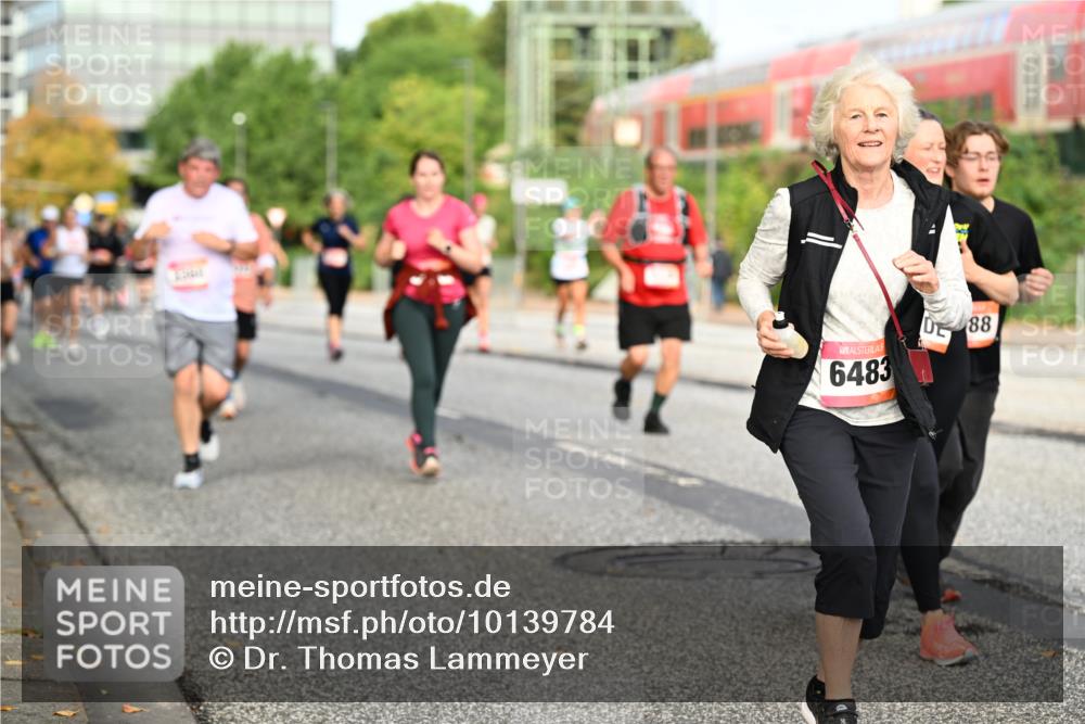 06.09.2026 - CURREX Alsterlauf Dr. Thomas Lammeyer http://msf.ph/oto/10139784 06.09.2026 10:07:01 Laufen 6483, 88 meine-sportfotos.de
