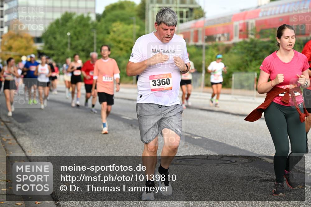 06.09.2026 - CURREX Alsterlauf Dr. Thomas Lammeyer http://msf.ph/oto/10139810 06.09.2026 10:07:04 Laufen 3360 meine-sportfotos.de