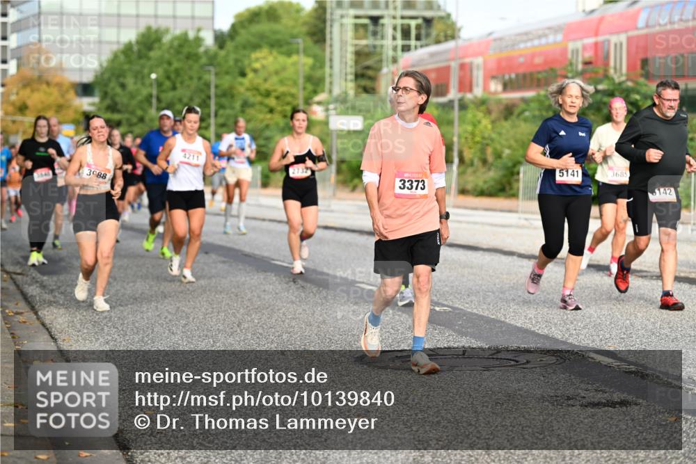 06.09.2026 - CURREX Alsterlauf Dr. Thomas Lammeyer http://msf.ph/oto/10139840 06.09.2026 10:07:07 Laufen 3640, 3988, 4211, 3373, 5141, 3685, 142 meine-sportfotos.de