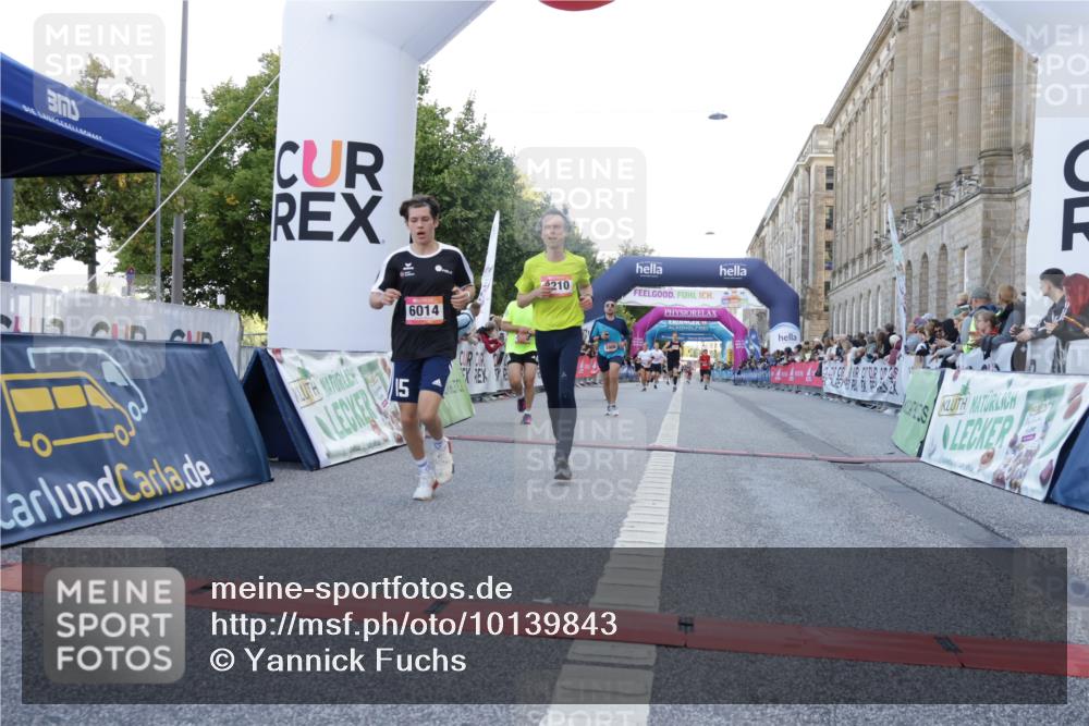 06.09.2026 - CURREX Alsterlauf Yannick Fuchs http://msf.ph/oto/10139843 06.09.2026 09:46:11 Ziel 2122, 4970, 5846, 5906, 6014, 6406, 8158, 8210, 8266 meine-sportfotos.de