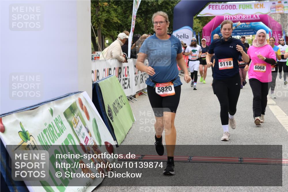 06.09.2026 - CURREX Alsterlauf Strokosch-Dieckow http://msf.ph/oto/10139874 06.09.2026 10:17:27 Ziel 2368, 2462, 2546, 2547, 2597, 2598, 2922, 2985, 3117, 3444, 5118, 5635, 5820, 6068, 6081, 6143 meine-sportfotos.de