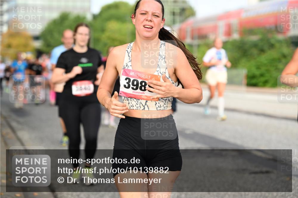 06.09.2026 - CURREX Alsterlauf Dr. Thomas Lammeyer http://msf.ph/oto/10139882 06.09.2026 10:07:12 Laufen 398 meine-sportfotos.de