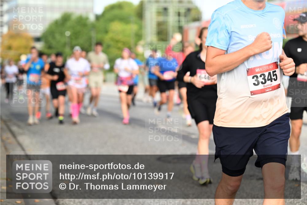 06.09.2026 - CURREX Alsterlauf Dr. Thomas Lammeyer http://msf.ph/oto/10139917 06.09.2026 10:07:15 Laufen 646, 3345 meine-sportfotos.de