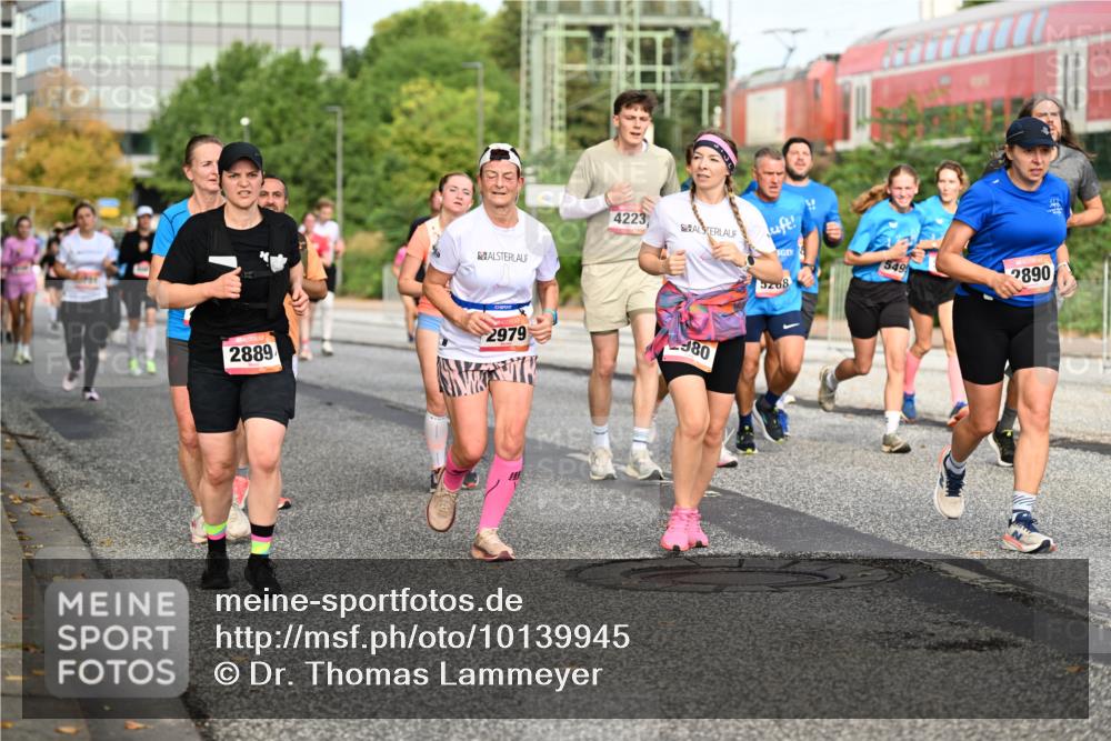 06.09.2026 - CURREX Alsterlauf Dr. Thomas Lammeyer http://msf.ph/oto/10139945 06.09.2026 10:07:17 Laufen 2889, 2979, 4223, 980, 5208, 549, 2890 meine-sportfotos.de