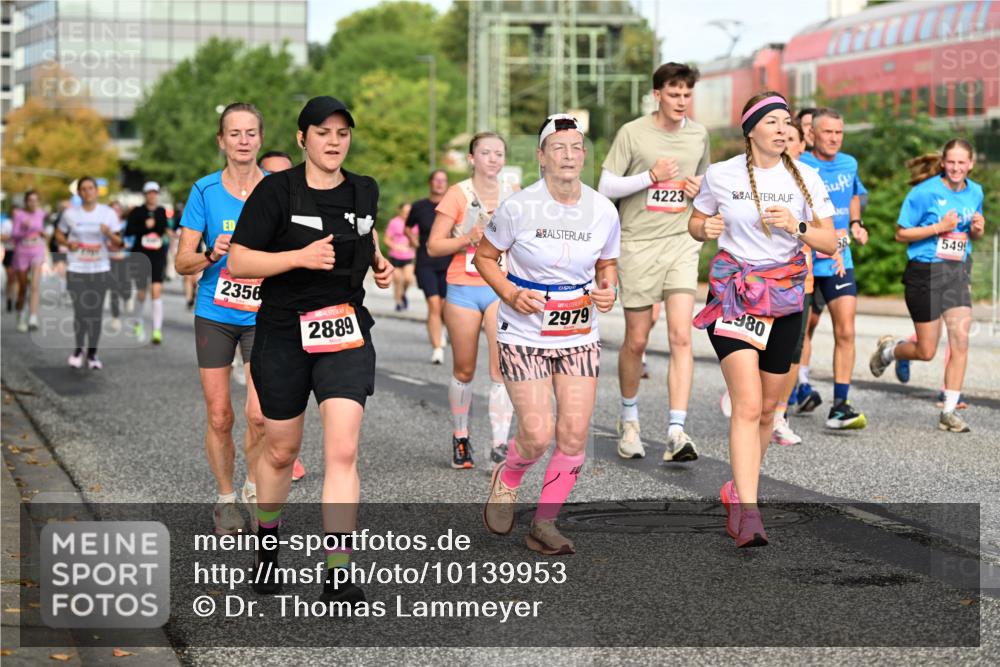 06.09.2026 - CURREX Alsterlauf Dr. Thomas Lammeyer http://msf.ph/oto/10139953 06.09.2026 10:07:18 Laufen 2356, 2889, 2979, 4223, 980, 58, 549 meine-sportfotos.de