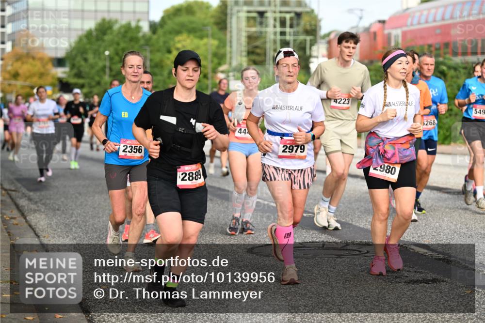 06.09.2026 - CURREX Alsterlauf Dr. Thomas Lammeyer http://msf.ph/oto/10139956 06.09.2026 10:07:19 Laufen 2356, 2889, 4223, 5268, 44, 2979, 2980, 549 meine-sportfotos.de