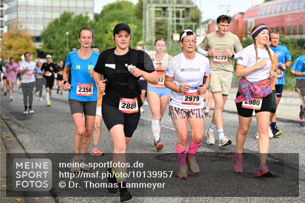 06.09.2026 - CURREX Alsterlauf Dr. Thomas Lammeyer http://msf.ph/oto/10139957 06.09.2026 10:07:19 Laufen 2356, 2889, 42, 4223, 2979, 2980, 268 meine-sportfotos.de