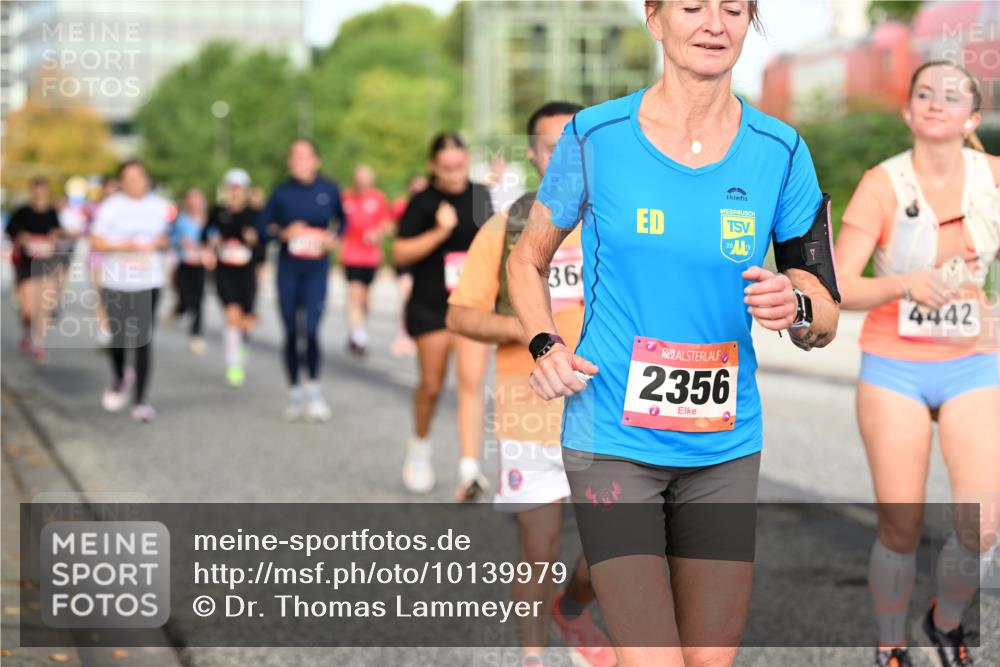 06.09.2026 - CURREX Alsterlauf Dr. Thomas Lammeyer http://msf.ph/oto/10139979 06.09.2026 10:07:21 Laufen 36, 2015, 2356, 4442 meine-sportfotos.de