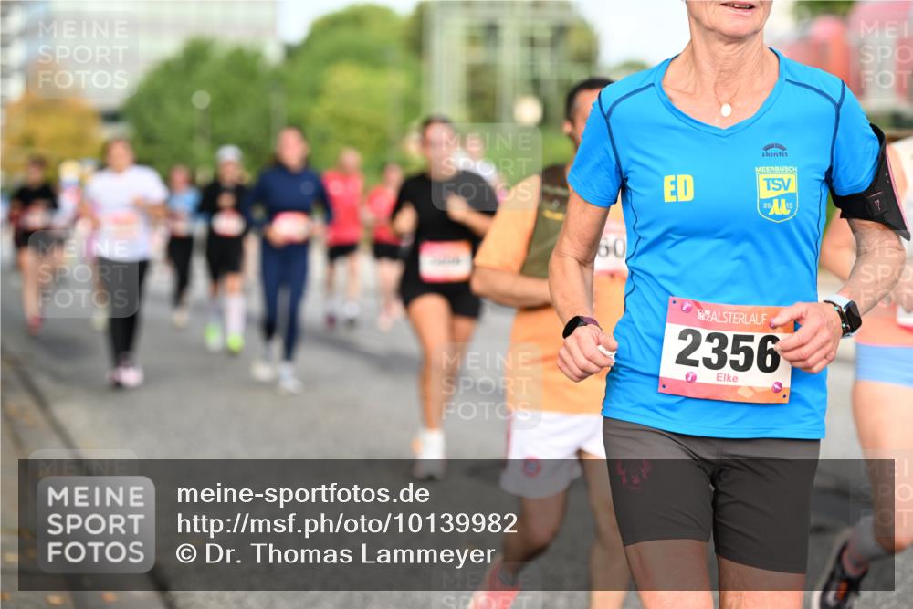 06.09.2026 - CURREX Alsterlauf Dr. Thomas Lammeyer http://msf.ph/oto/10139982 06.09.2026 10:07:21 Laufen 60, 2015, 2356 meine-sportfotos.de