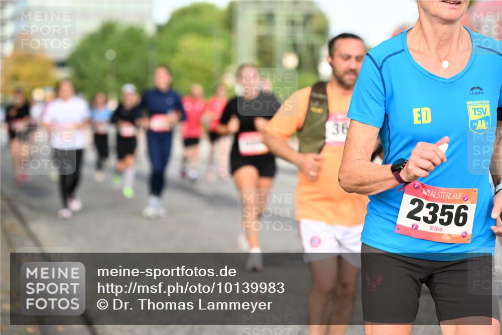 06.09.2026 - CURREX Alsterlauf Dr. Thomas Lammeyer http://msf.ph/oto/10139983 06.09.2026 10:07:21 Laufen 36, 2015, 2356 meine-sportfotos.de
