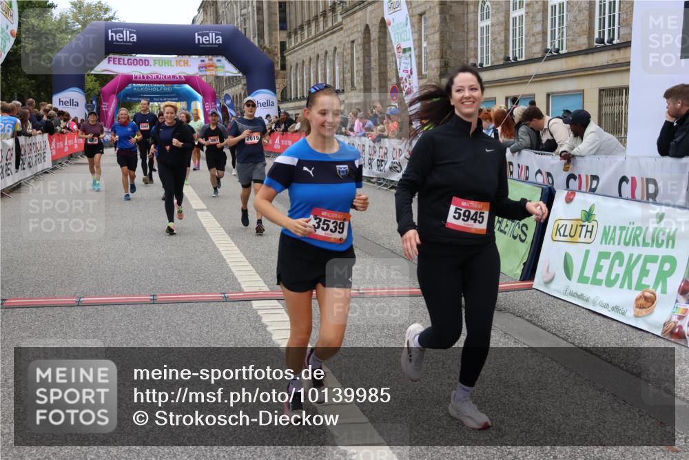 06.09.2026 - CURREX Alsterlauf Strokosch-Dieckow http://msf.ph/oto/10139985 06.09.2026 10:16:12 Ziel 2019, 2098, 2614, 2810, 2881, 2884, 3311, 3539, 3867, 4043, 4056, 4069, 4264, 4455, 5425, 5559, 5564, 5825, 5945 meine-sportfotos.de