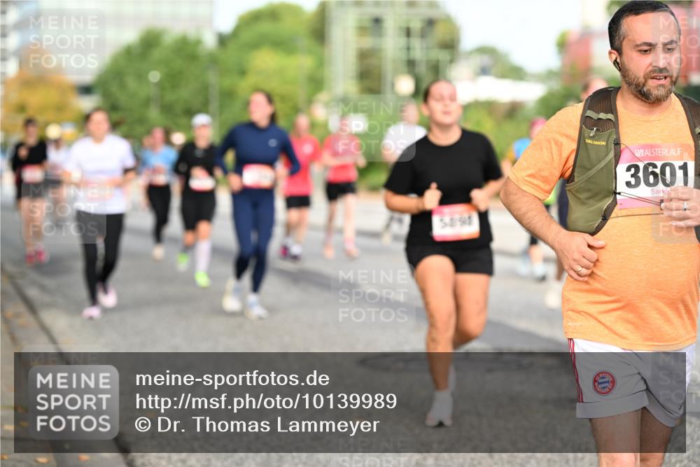 06.09.2026 - CURREX Alsterlauf Dr. Thomas Lammeyer http://msf.ph/oto/10139989 06.09.2026 10:07:22 Laufen 5891, 3601 meine-sportfotos.de