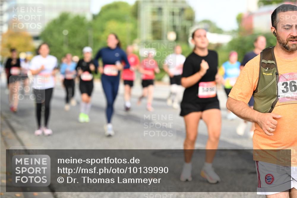 06.09.2026 - CURREX Alsterlauf Dr. Thomas Lammeyer http://msf.ph/oto/10139990 06.09.2026 10:07:22 Laufen 36 meine-sportfotos.de