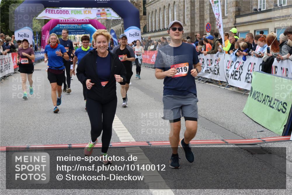 06.09.2026 - CURREX Alsterlauf Strokosch-Dieckow http://msf.ph/oto/10140012 06.09.2026 10:16:14 Ziel 2019, 2098, 2614, 2810, 2881, 2884, 3189, 3539, 3867, 4043, 4056, 4069, 4455, 5425, 5559, 5564, 5825, 5945 meine-sportfotos.de