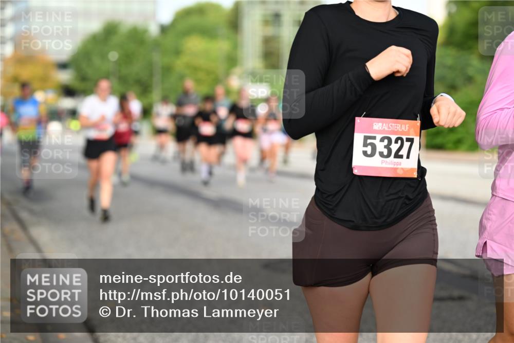 06.09.2026 - CURREX Alsterlauf Dr. Thomas Lammeyer http://msf.ph/oto/10140051 06.09.2026 10:07:29 Laufen 5327 meine-sportfotos.de