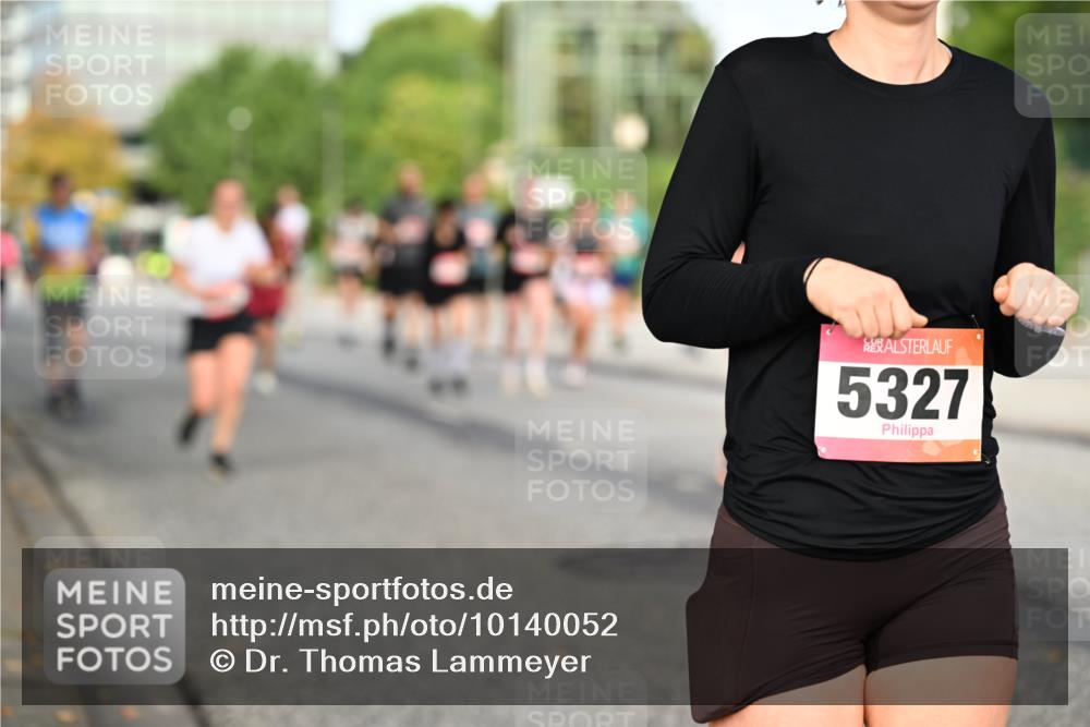 06.09.2026 - CURREX Alsterlauf Dr. Thomas Lammeyer http://msf.ph/oto/10140052 06.09.2026 10:07:29 Laufen 5327 meine-sportfotos.de