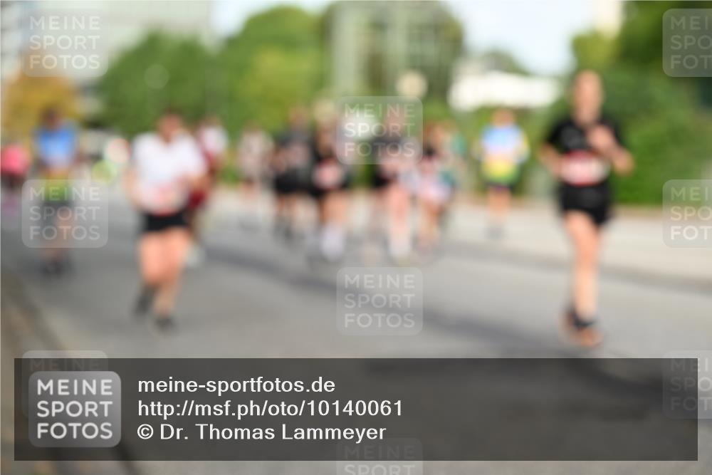 06.09.2026 - CURREX Alsterlauf Dr. Thomas Lammeyer http://msf.ph/oto/10140061 06.09.2026 10:07:30 Laufen  meine-sportfotos.de