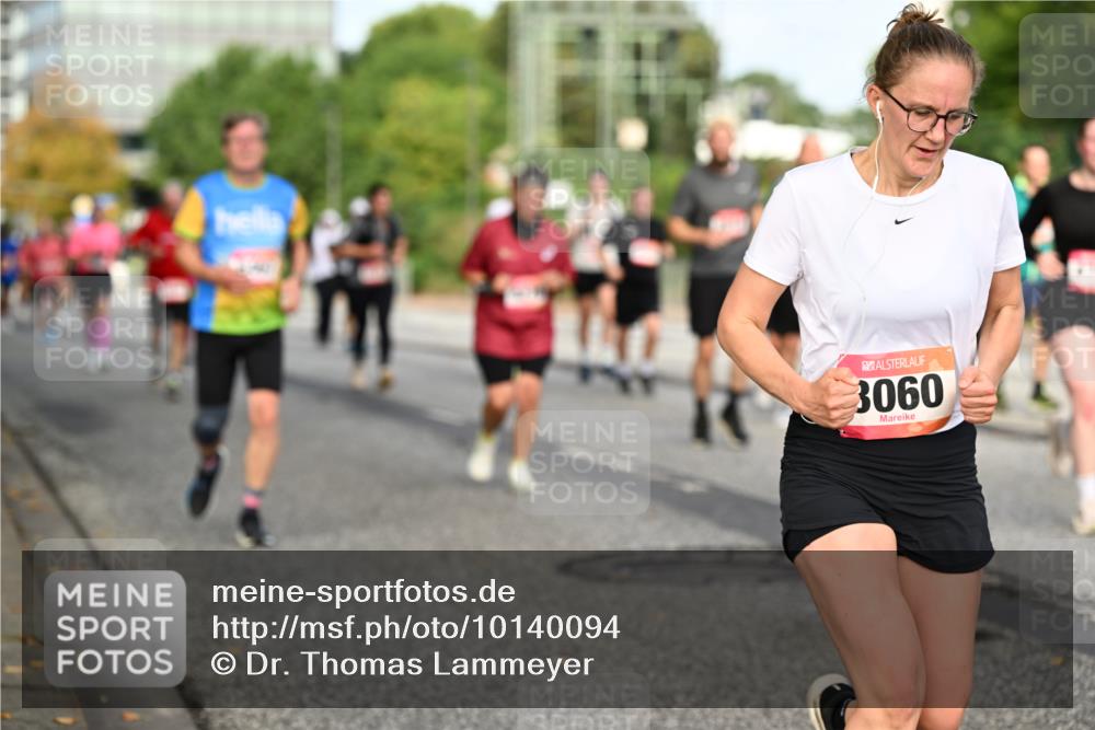 06.09.2026 - CURREX Alsterlauf Dr. Thomas Lammeyer http://msf.ph/oto/10140094 06.09.2026 10:07:33 Laufen 3060 meine-sportfotos.de