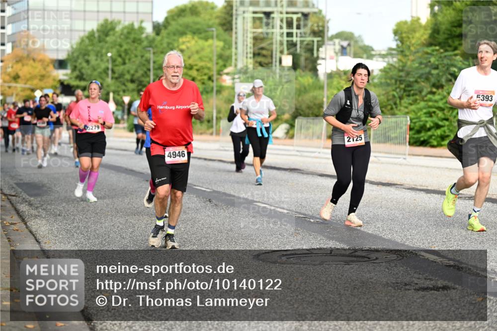 06.09.2026 - CURREX Alsterlauf Dr. Thomas Lammeyer http://msf.ph/oto/10140122 06.09.2026 10:07:38 Laufen 5279, 4946, 2125, 5393 meine-sportfotos.de
