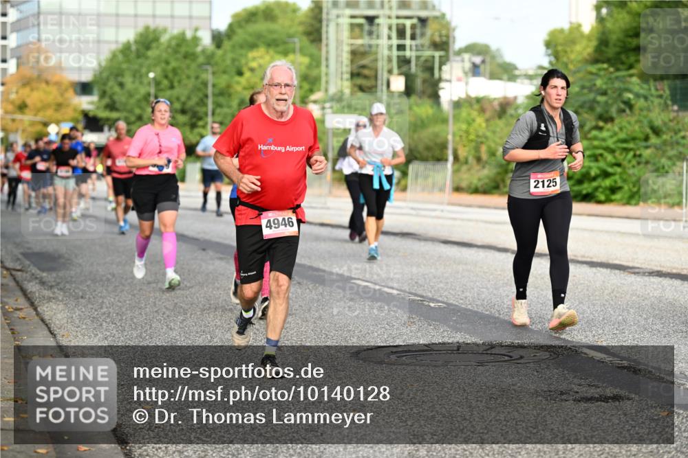 06.09.2026 - CURREX Alsterlauf Dr. Thomas Lammeyer http://msf.ph/oto/10140128 06.09.2026 10:07:39 Laufen 4946, 2125 meine-sportfotos.de