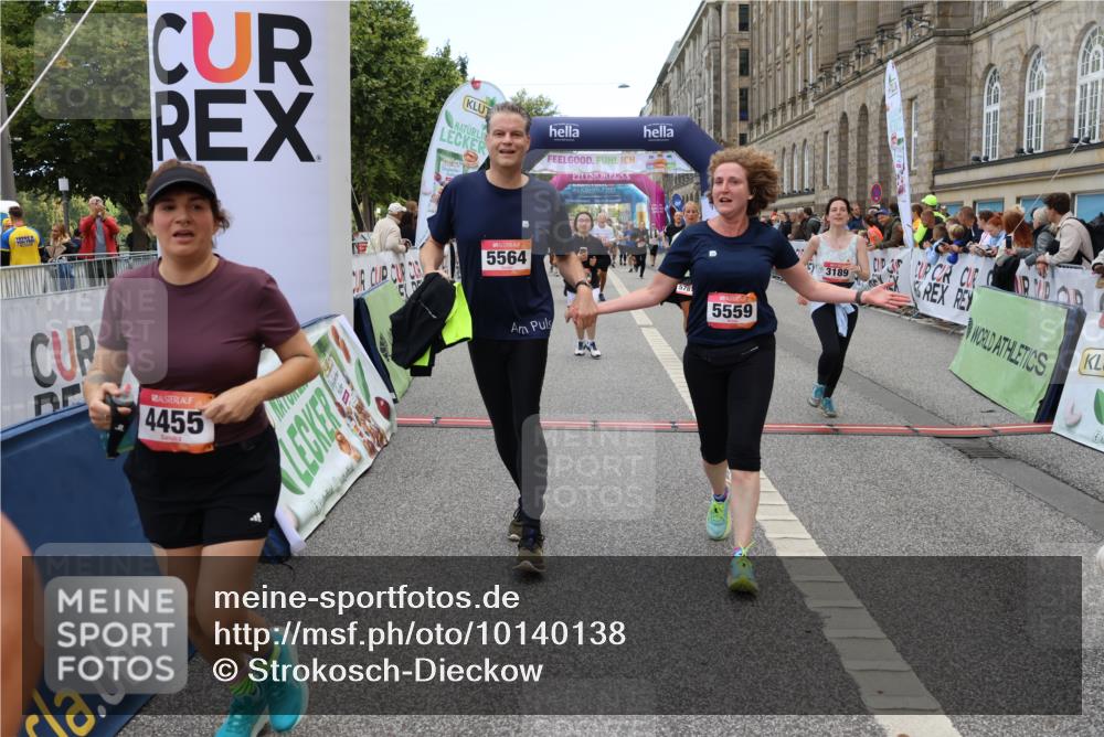 06.09.2026 - CURREX Alsterlauf Strokosch-Dieckow http://msf.ph/oto/10140138 06.09.2026 10:16:19 Ziel 2019, 2614, 2881, 2884, 2910, 3189, 3867, 4314, 4315, 4366, 4396, 4455, 5425, 5559, 5564, 5787 meine-sportfotos.de
