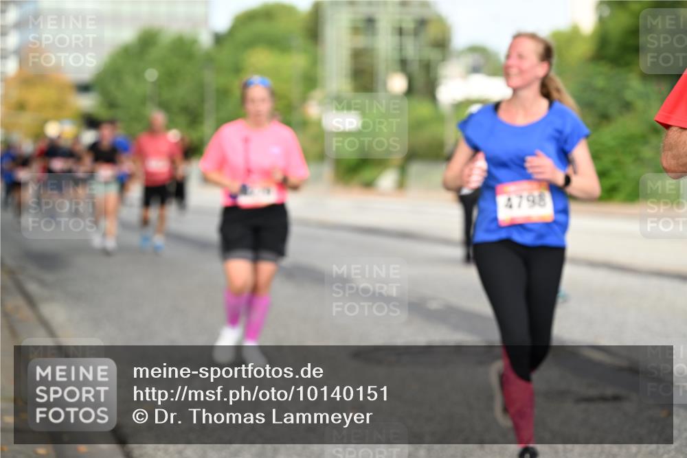 06.09.2026 - CURREX Alsterlauf Dr. Thomas Lammeyer http://msf.ph/oto/10140151 06.09.2026 10:07:41 Laufen 4798 meine-sportfotos.de