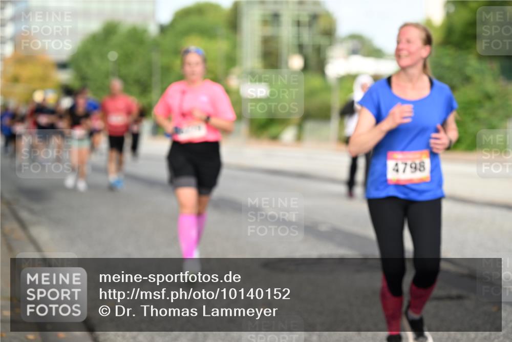 06.09.2026 - CURREX Alsterlauf Dr. Thomas Lammeyer http://msf.ph/oto/10140152 06.09.2026 10:07:41 Laufen 4798 meine-sportfotos.de