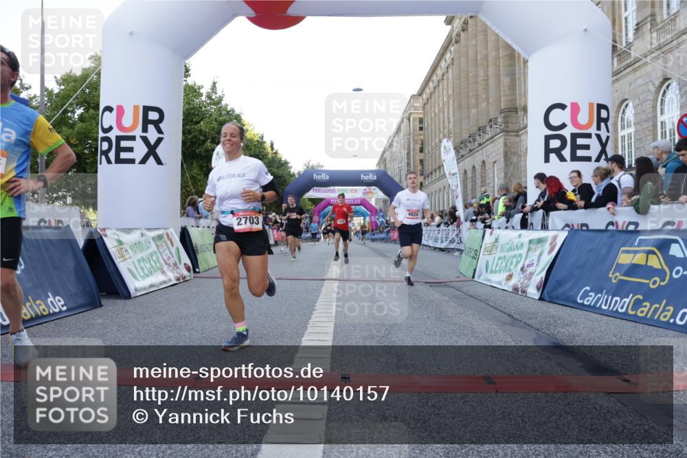 06.09.2026 - CURREX Alsterlauf Yannick Fuchs http://msf.ph/oto/10140157 06.09.2026 09:46:17 Ziel 2342, 2703, 4287, 4537, 4824, 4970, 5419, 5515, 5906, 6014, 6406, 8210, 8266 meine-sportfotos.de