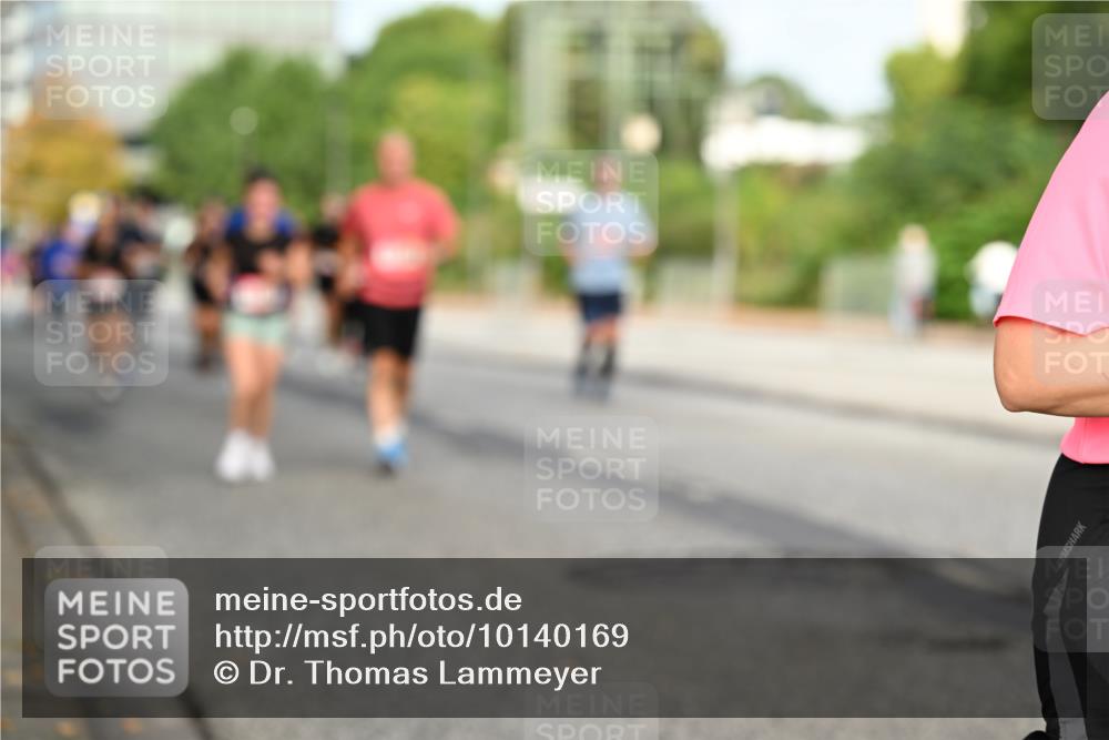 06.09.2026 - CURREX Alsterlauf Dr. Thomas Lammeyer http://msf.ph/oto/10140169 06.09.2026 10:07:44 Laufen  meine-sportfotos.de