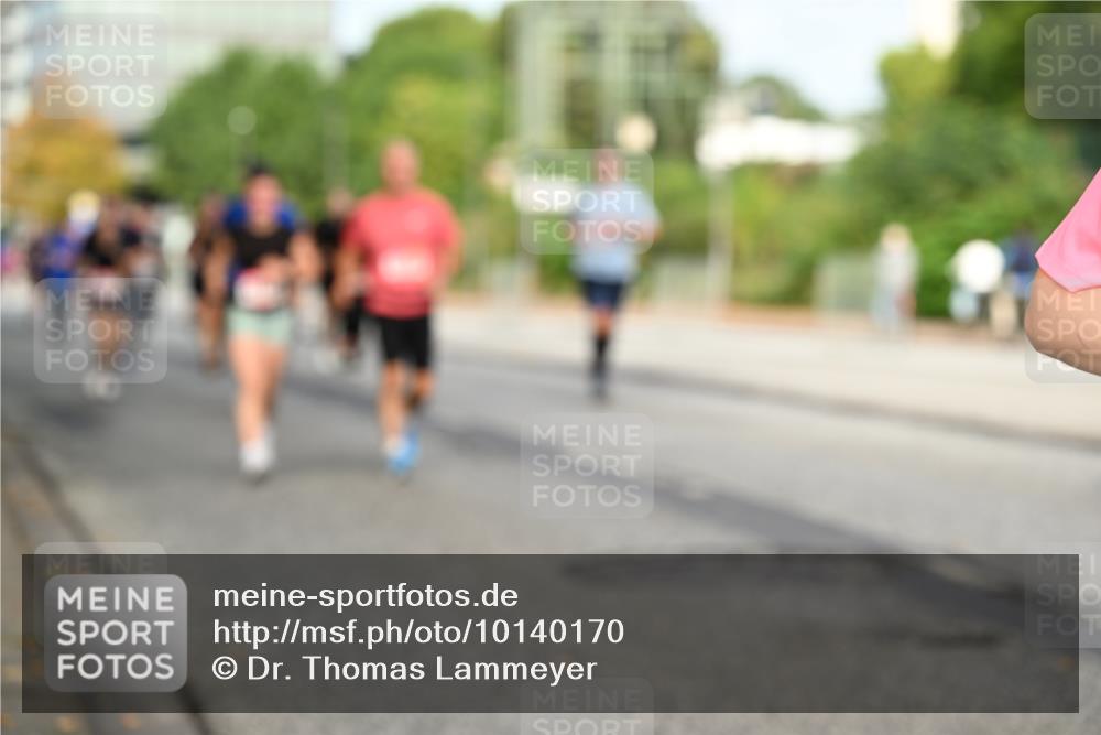 06.09.2026 - CURREX Alsterlauf Dr. Thomas Lammeyer http://msf.ph/oto/10140170 06.09.2026 10:07:44 Laufen  meine-sportfotos.de