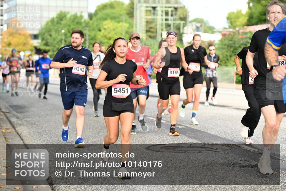 06.09.2026 - CURREX Alsterlauf Dr. Thomas Lammeyer http://msf.ph/oto/10140176 06.09.2026 10:07:50 Laufen 6362, 5451, 8165, 5197, 58 meine-sportfotos.de