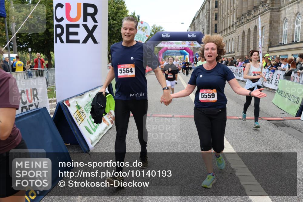06.09.2026 - CURREX Alsterlauf Strokosch-Dieckow http://msf.ph/oto/10140193 06.09.2026 10:16:19 Ziel 2019, 2614, 2881, 2884, 2910, 3189, 3867, 4314, 4315, 4366, 4396, 4455, 5425, 5559, 5564, 5787 meine-sportfotos.de