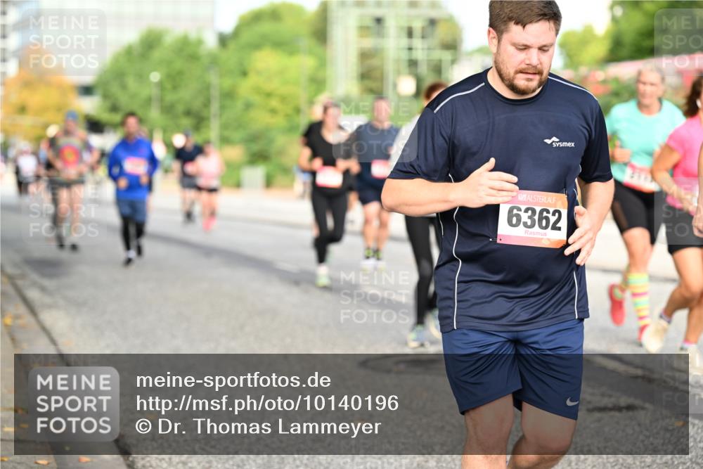 06.09.2026 - CURREX Alsterlauf Dr. Thomas Lammeyer http://msf.ph/oto/10140196 06.09.2026 10:07:53 Laufen 6362 meine-sportfotos.de