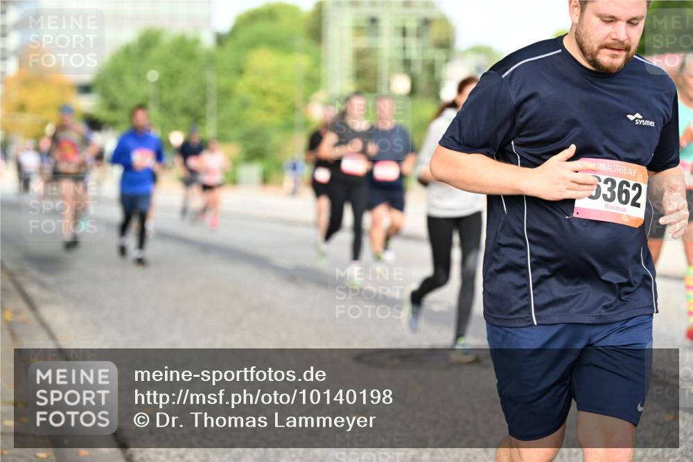 06.09.2026 - CURREX Alsterlauf Dr. Thomas Lammeyer http://msf.ph/oto/10140198 06.09.2026 10:07:53 Laufen 6362 meine-sportfotos.de