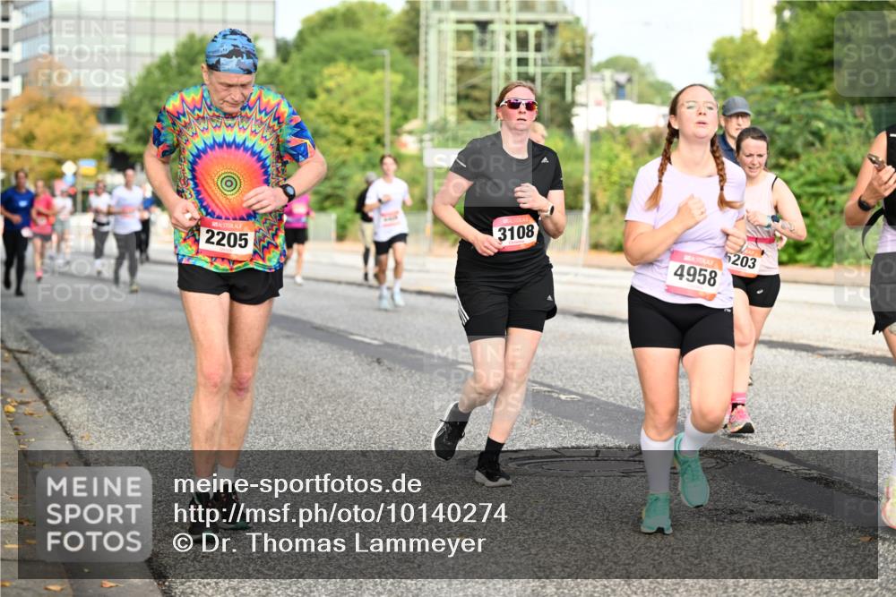 06.09.2026 - CURREX Alsterlauf Dr. Thomas Lammeyer http://msf.ph/oto/10140274 06.09.2026 10:08:01 Laufen 2205, 3108, 4958, 5203 meine-sportfotos.de