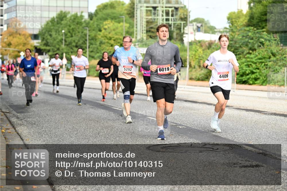 06.09.2026 - CURREX Alsterlauf Dr. Thomas Lammeyer http://msf.ph/oto/10140315 06.09.2026 10:08:05 Laufen 5292, 6019, 4409 meine-sportfotos.de