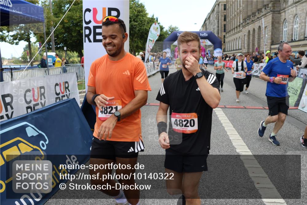 06.09.2026 - CURREX Alsterlauf Strokosch-Dieckow http://msf.ph/oto/10140322 06.09.2026 10:16:30 Ziel 2431, 2432, 2744, 2851, 2880, 2887, 2888, 2910, 3015, 3019, 3788, 4314, 4315, 4366, 4820, 4821, 5578, 6217 meine-sportfotos.de