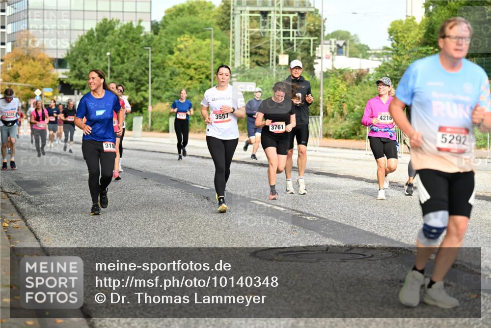 06.09.2026 - CURREX Alsterlauf Dr. Thomas Lammeyer http://msf.ph/oto/10140348 06.09.2026 10:08:08 Laufen 5335, 319, 8, 3663, 3557, 3761, 4216, 5292 meine-sportfotos.de