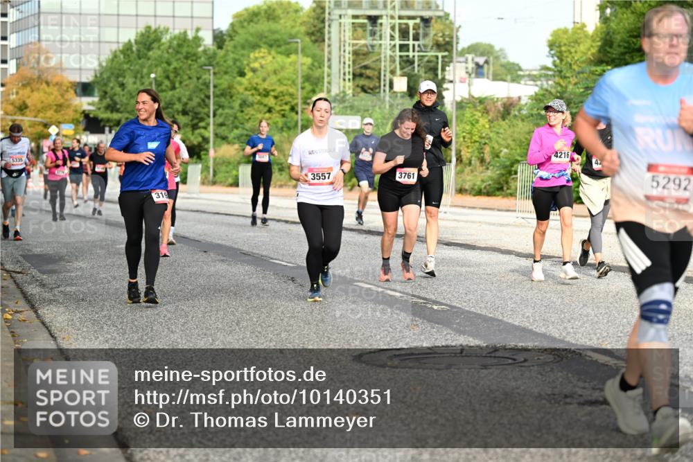 06.09.2026 - CURREX Alsterlauf Dr. Thomas Lammeyer http://msf.ph/oto/10140351 06.09.2026 10:08:08 Laufen 5335, 4216, 42, 3557, 3761, 5292, 319 meine-sportfotos.de