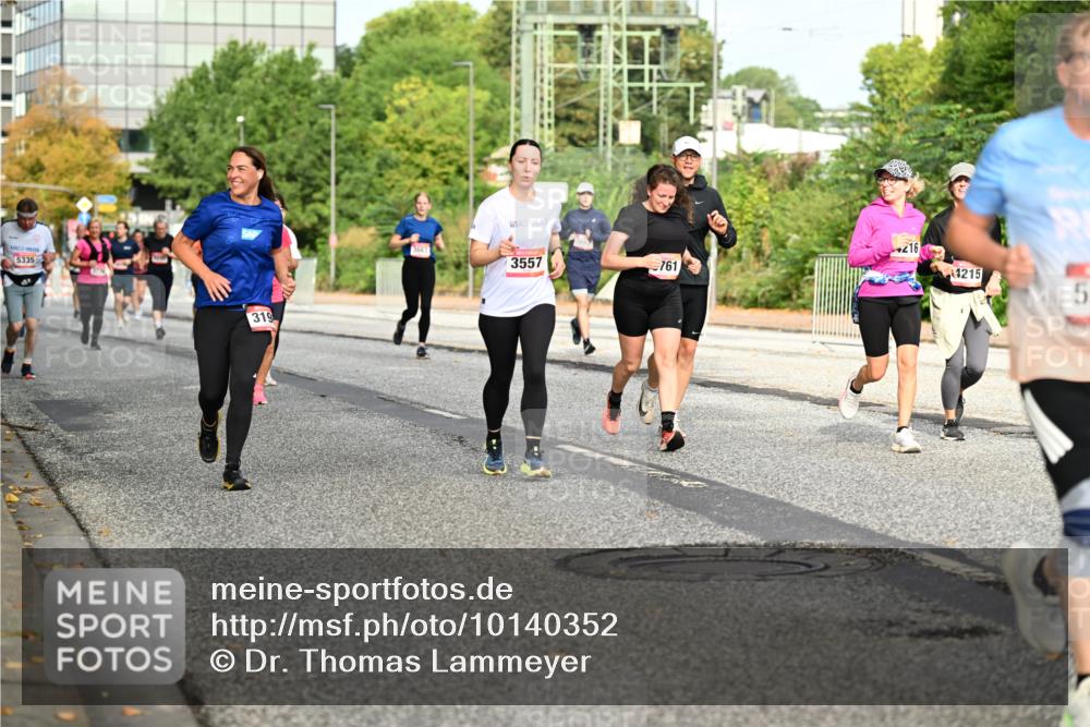 06.09.2026 - CURREX Alsterlauf Dr. Thomas Lammeyer http://msf.ph/oto/10140352 06.09.2026 10:08:08 Laufen 5335, 319, 3663, 3557, 761, 216, 4215, 5 meine-sportfotos.de