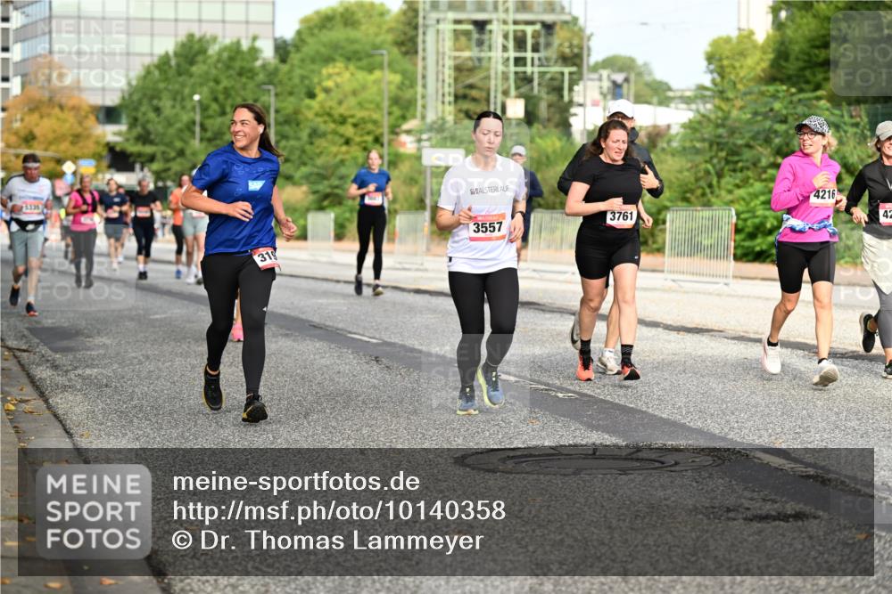 06.09.2026 - CURREX Alsterlauf Dr. Thomas Lammeyer http://msf.ph/oto/10140358 06.09.2026 10:08:09 Laufen 5335, 319, 3557, 3761, 4216, 42 meine-sportfotos.de