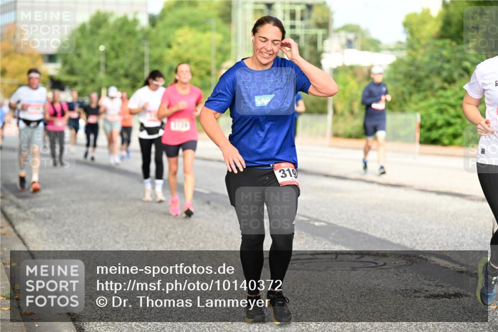 06.09.2026 - CURREX Alsterlauf Dr. Thomas Lammeyer http://msf.ph/oto/10140372 06.09.2026 10:08:11 Laufen 3129, 319 meine-sportfotos.de