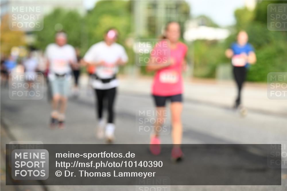06.09.2026 - CURREX Alsterlauf Dr. Thomas Lammeyer http://msf.ph/oto/10140390 06.09.2026 10:08:13 Laufen  meine-sportfotos.de