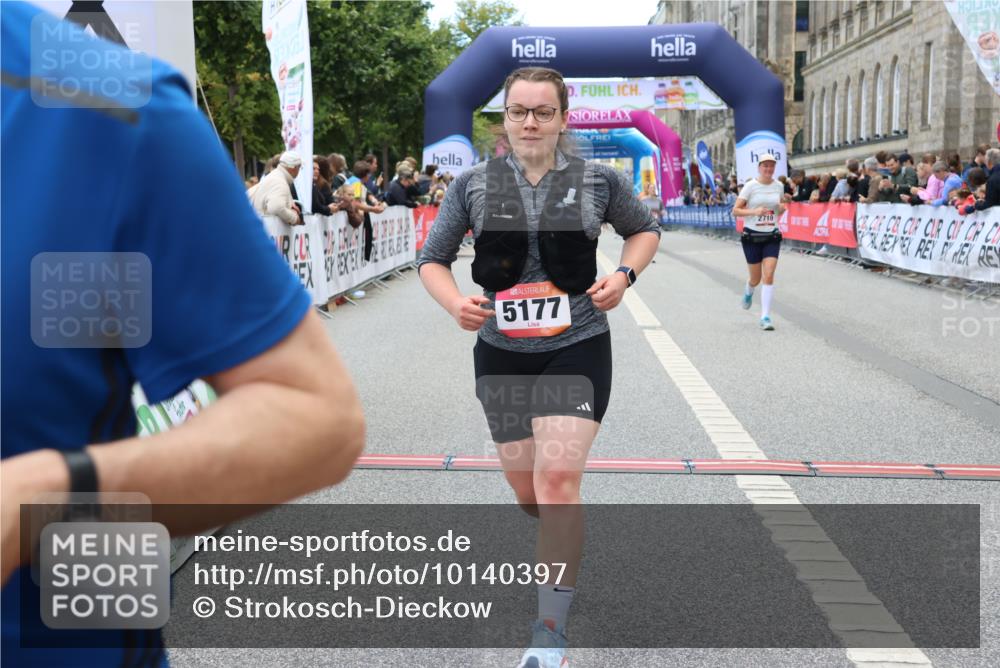06.09.2026 - CURREX Alsterlauf Strokosch-Dieckow http://msf.ph/oto/10140397 06.09.2026 10:17:53 Ziel 2645, 2710, 2795, 3680, 3948, 4757, 4759, 5177 meine-sportfotos.de