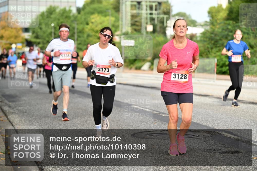 06.09.2026 - CURREX Alsterlauf Dr. Thomas Lammeyer http://msf.ph/oto/10140398 06.09.2026 10:08:14 Laufen 5335, 3173, 3128, 366 meine-sportfotos.de